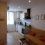 Apartament Charmant-studio *